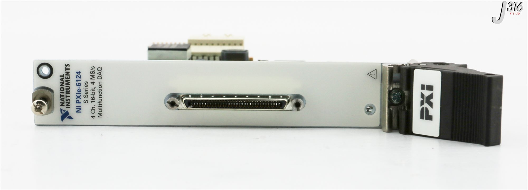 31983 NATIONAL INSTRUMENTS 6-SLOTS PXI CHASSIS 196695J-01L W
